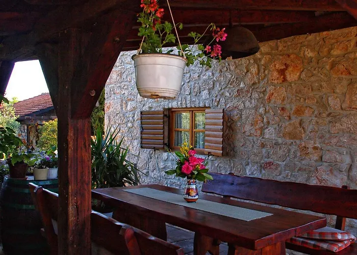 بيت للعطل Rasopas