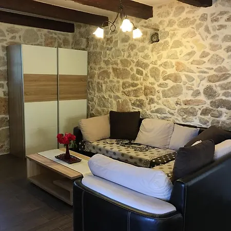 Nyaraló Rasopas Malinska